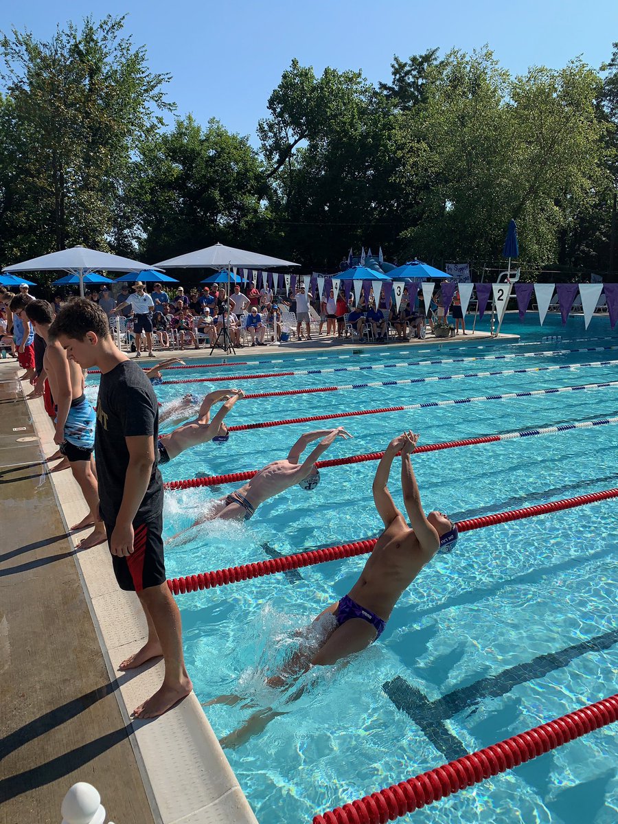 On Saturday we celebrated our awesome seniors who have been on the team for 10+ years and had an amazing meet with <a href="/CPCruisers/">Crosspointe Cruisers</a> that came down to the mixed age relays! HiPPo CHOMP!