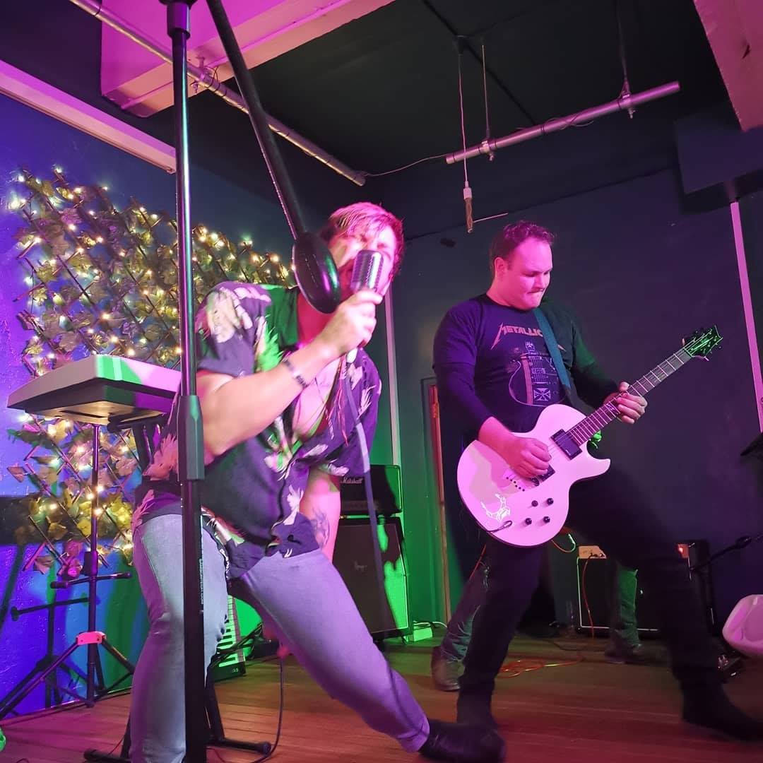 venusandsnake's tweet photo. Thanks to everyone who came out to rock with us on Saturday night at @TheRaptorRoom, it was amazing 🤘🏻👏🏻

Thank you to Checkpoint Charlie who helped us create an awesome evening, you guys were incredible 👏🏻👌🏻 https://t.co/D9NLZnYSsI