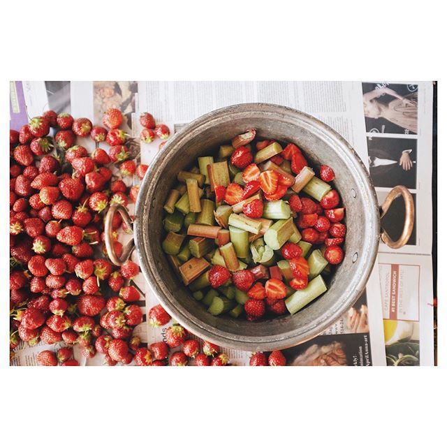 Tomorrow_Emily's tweet photo. One of the things I wanted to do with the strawberries we picked the other week is make some strawberry rhubarb jam. In all transparency, I cooked it just a little too long and was pretty frustrated with myself. But it still tastes good! And so far I’ve … https://t.co/5QbtkL1FAl https://t.co/IskmPkDUQK