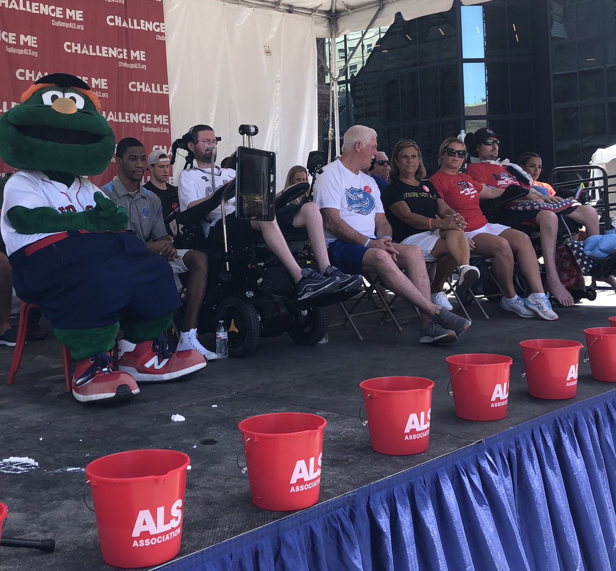 GoGala__Games's tweet photo. Amazing Day in Copley Square...the ALS Ice Bucket Challenge began 5 yrs ago today. So good to see ALS Warriors @PQuinnfortheWin @PeteFrates3 @momfrates @AndrewFrates_ . Thanks to @alsassociation @MassGovernor @RayBourque77 @CharlieCoyle_3 https://t.co/PdUk4XghoK