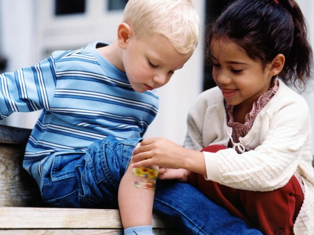 TCMutualInsures's tweet photo. Don't forget to stock up your first aid kit for the summer. You can't prevent all accidents, but you can be prepared for them. Hopefully you won't need it, but it's always good to have it handy.
#firstaidkit #keepithandy #beprepared https://t.co/ijwaRdpYzy