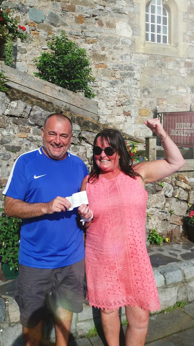 ClwbCanaries's tweet photo. Congrats to Tracey Hughes our Lotto winner £400. Costs £1 to enter. For more info contact Sandra Ross- 07858222693/Jamie Richardson 07919337250 https://t.co/Smog1BWsYr