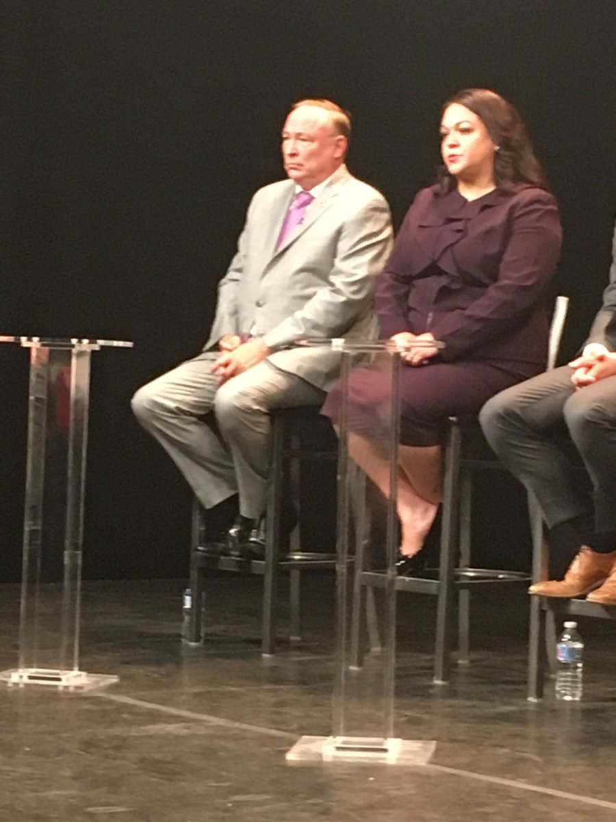 Jim Dabakis wants to give SLC police officers a raise.
 #slcmayoraldebate #utpol