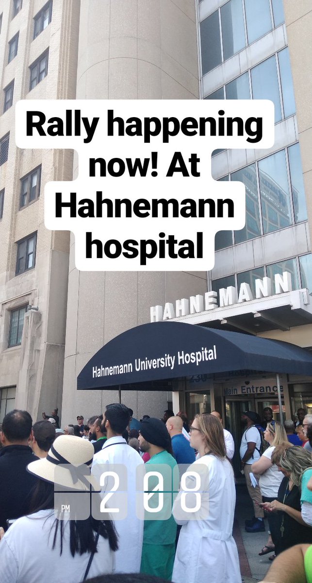 Juntos supports the workers and patients of #hahnemannhospital here at the rally today. #keepitopen