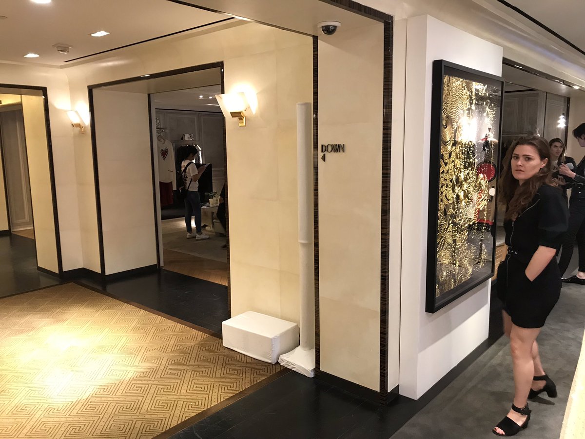SineAVDesign's tweet photo. With Sine AV Design, Inc., you get the expertise and experience, including the full complement of industry resources and professional knowhow to handle every aspect of your program’s technical production. Reach out to us at 212-924-5727 today to get started! https://t.co/wVzFORKx3h