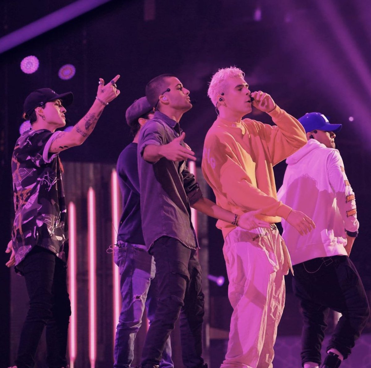 cncomusicbraRJ's tweet photo. @cncomusic em ensaio para o #premiosjuventud2019
•
•
•
•
•
•
•
•
#cnco #cncorj #cncoedits #cncobr #cncodecero #cncobrasil #cncoerick #cncochristopher #cncozabdiel #cncojoel #cncorichard #cncomemes #cncosnapchats #cncoposts #memescnco #cncotour #cncowners #decero https://t.co/RjHaozbNAN