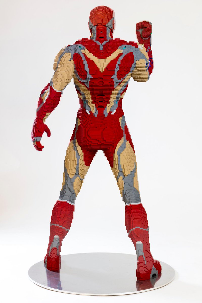 LEGO_Group's tweet image. This life-size Iron Man brick-built model with gauntlet ✊ is ready to save the universe 🌌 once more at  #SDCC2019! ✊ #LEGOSDCC #LEGOMarvel #Marvel #AvengersEndgame #SDCC @Marvel @Comic_Con
