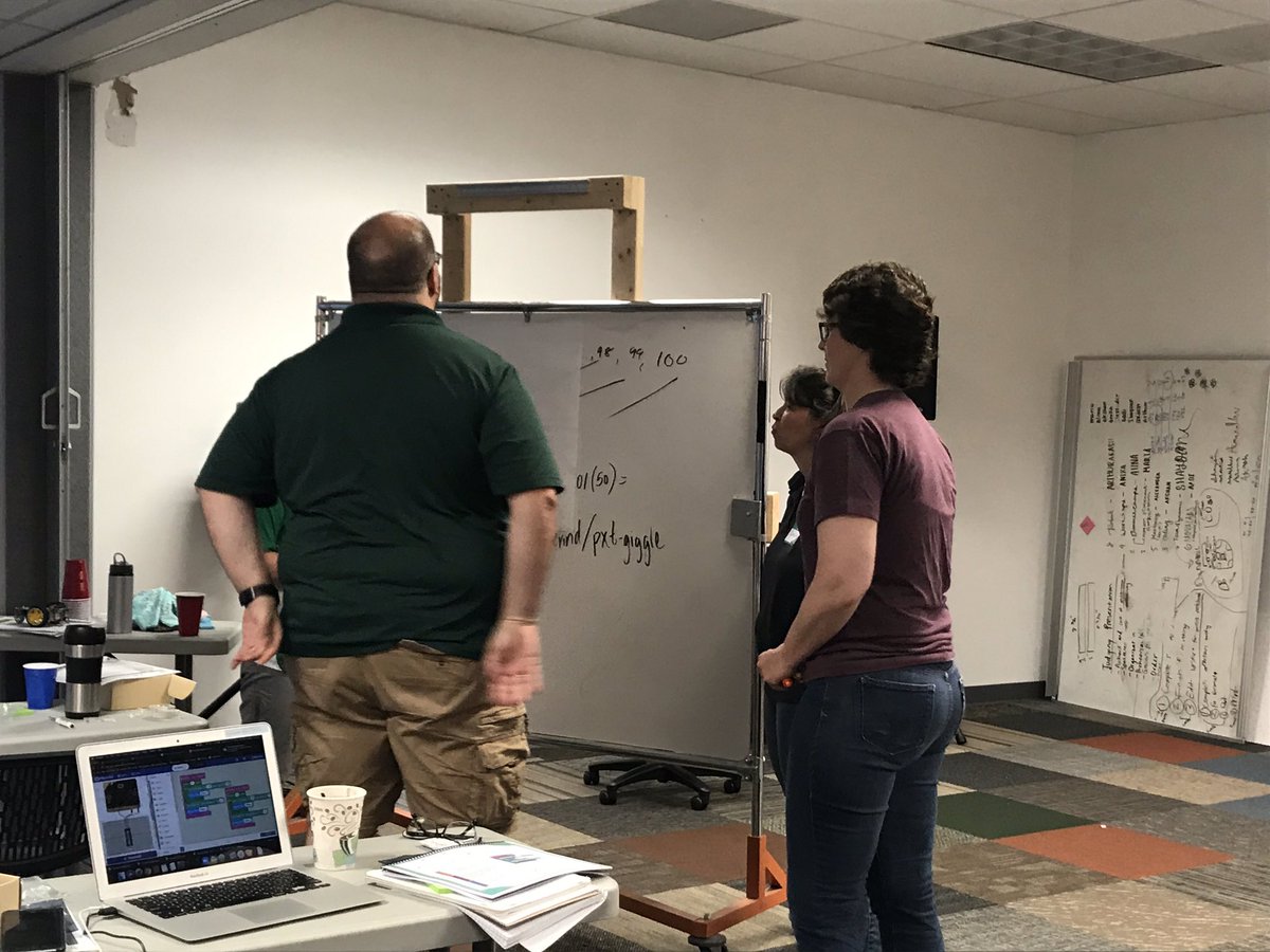 dexterind's tweet photo. Our educators are deep into planning as they create & program a project, using the GiggleBot & what they learned today. #DexterDays2019 #Robotics #GiggleBot #MakeCode #Microbit #HavingFunCoding @NovaLabsRobotic https://t.co/t7z9JiVSJv