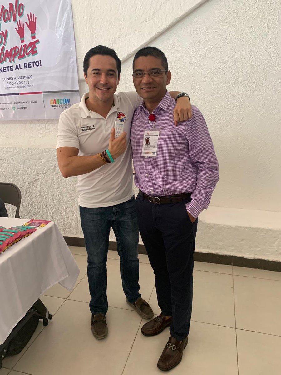 AytoCancun's tweet photo. Como parte del reto #YoNoSoyCómplice, Secretarios y Directores de diferentes dependencias municipales se realizaron el antidoping, invitando a más servidores públicos a que se unan a esta campaña del @IMCABJ. @MaraLezama #CancúnTierraDeTodos https://t.co/mPEDaINiWT