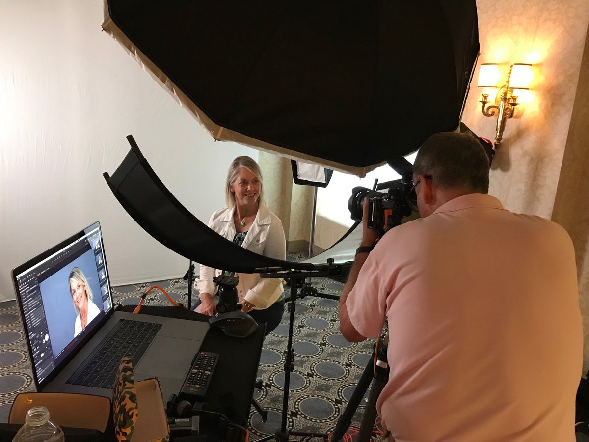 Only 2 hours left to get your free headshot! #smile #NSPRA2019