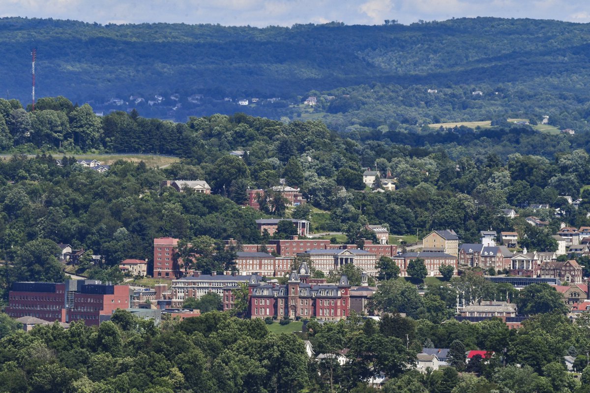 Home sweet home. 💛💙