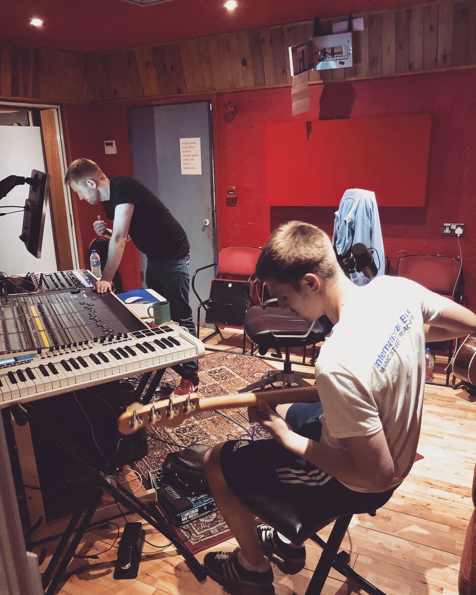 jackfband's tweet image. 🎙🎸Productive day recording at RML Studios today with the main man Ryan Pinson - put down drums and bass to 2 new tracks that’ll be out on an EP some time around Christmas🎸🎙