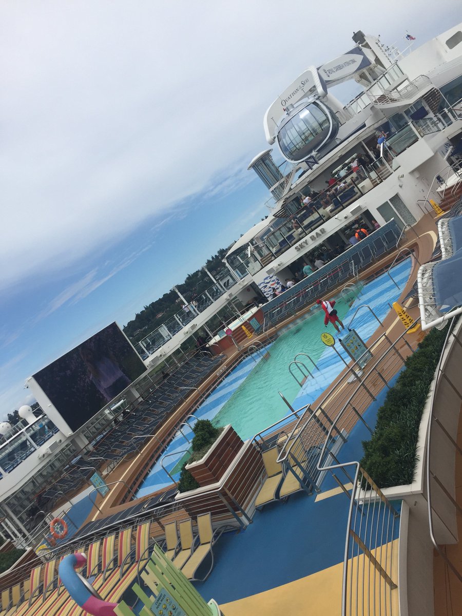 GoldbergBetsy's tweet photo. You'll never be bored sailing on @OvationSeas! Stunning suites, gorgeous art, multiple pool areas, kids club, rock climbing, FlowRider, iFly, gourmet dining, robot bartenders,  and much more. Thank you, @RoyalCaribbean, for the great tour! #virtuosotravel #cruising #cruiseships https://t.co/HwLVK0kK2Y