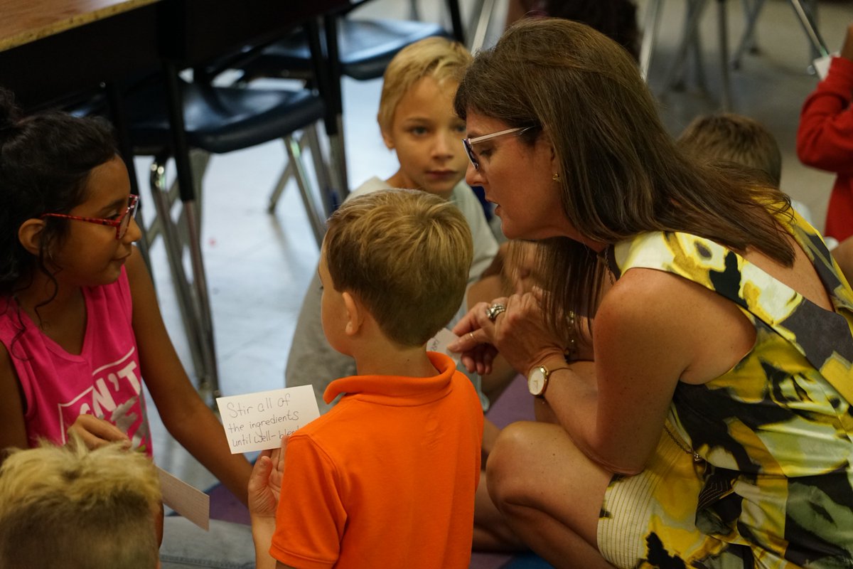 PickensSchools's tweet photo. Proud to show off our Camp iRock summer reading program to South Carolina Lt. Governor @PamelaEvette this afternoon! @uwpickens @THECALLMEMISTER https://t.co/Rf25vU2bN2