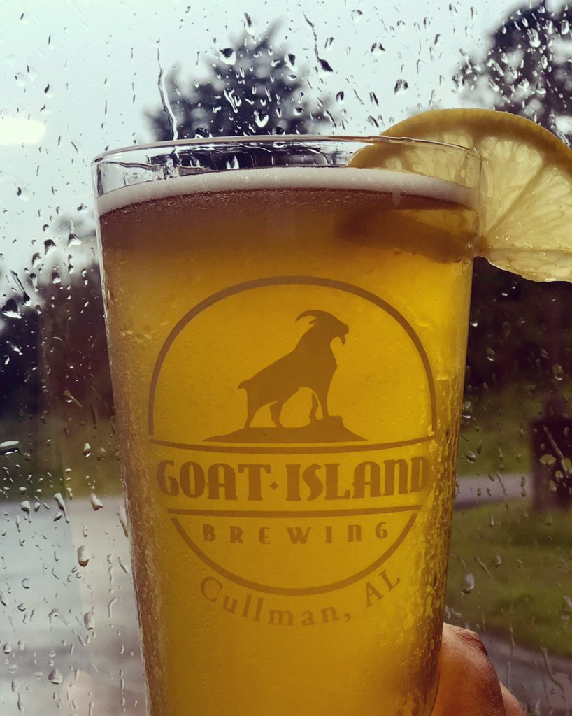 Just a little sunshine on this rainy day 🌦 Peace, Love, &amp; Hippieweizen is the perfect summer beer! #goatislandbrewing #peacelove&amp;hippie #localcraftbeer #rainyday #summerbeer