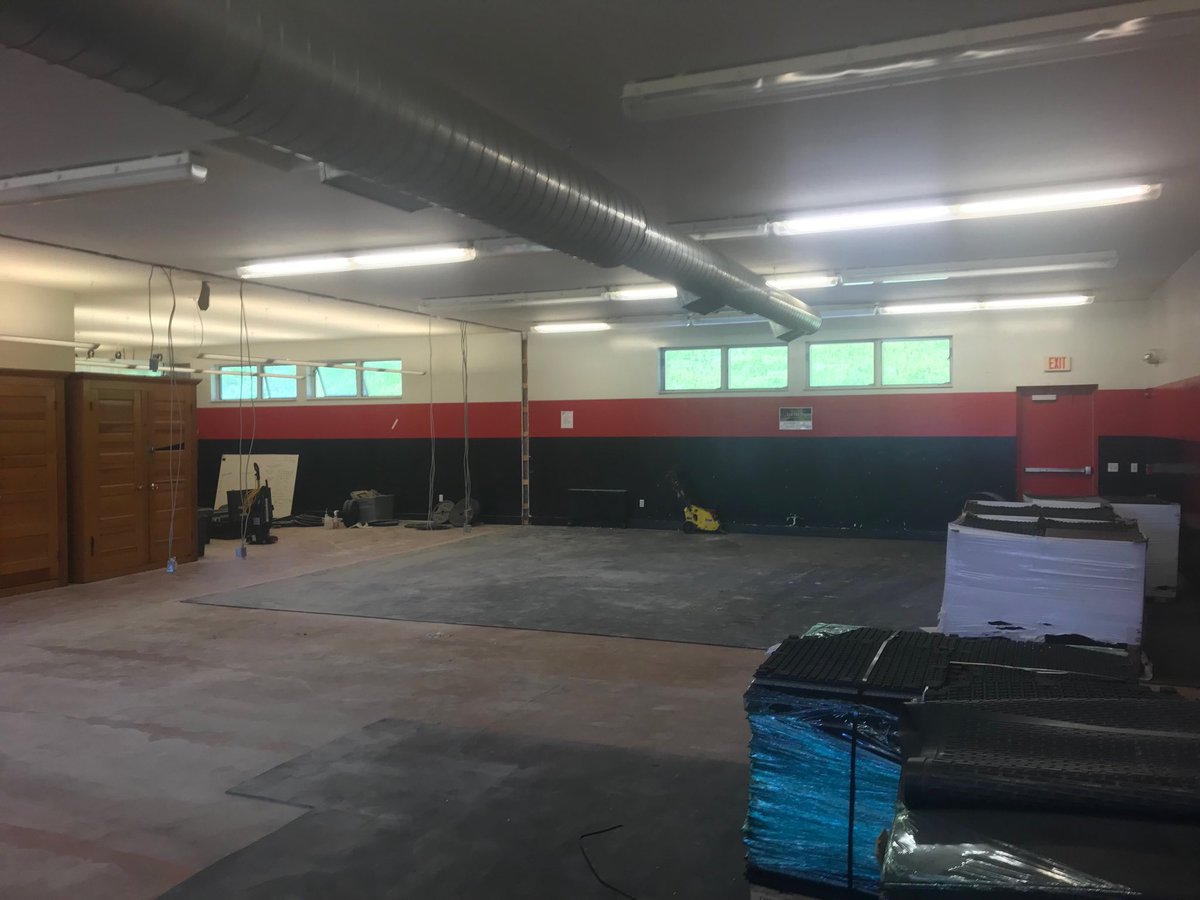 GriffinsSports's tweet photo. Day 1 of weight room demo! https://t.co/fSkwGQYrDY
