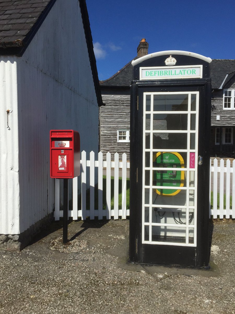 MaimieThompson's tweet photo. . En route to Handa Island my favourite sign and phone box in the beautiful #Achfary part of Reay Forest in the shadow of #BenStack and overlooking #Arkle #Westminster Looking particularly glorious today #Sutherland https://t.co/kog67wQwV4