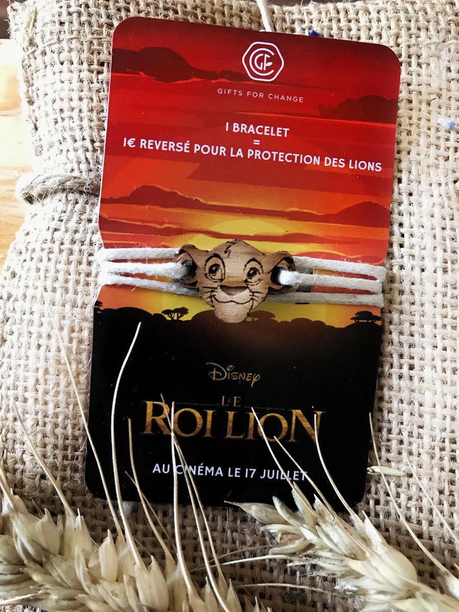 MitraEtemad's tweet image. Vous aimez Le Roi Lion ? Ça tombe bien car @DisneyFR s’engage pour la préservation des lions à travers d’un joli bracelet vendu 5€ , 1€ est reversé à la seule association qui s’occupe de la protections des félins : 👇 #LeRoiLion 

shopgiftsforchange.fr/produit/leroil…