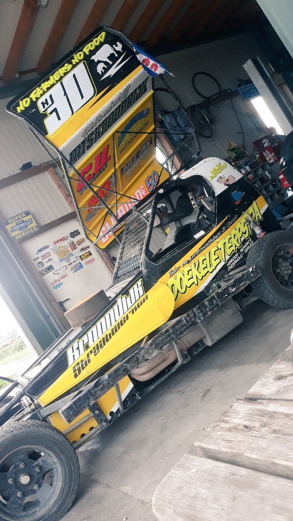 Both cars almost ready for the biggest weekend of the year! Glad to be back on track with my bro! 🤙🤙 #texel19