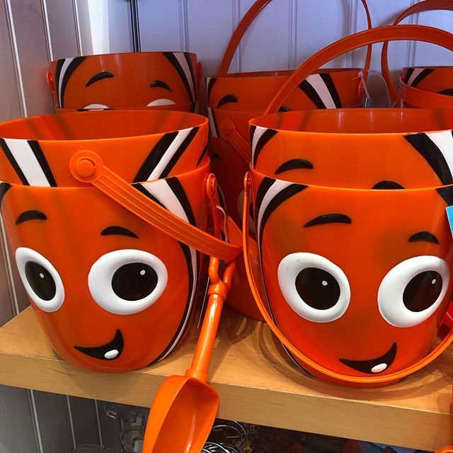 MousePlanet's tweet photo. Who is going to the beach this summer!? #photobytap #pixar #pixarpier #findingnemo #nemo #beach #sandpail #sandbucket #summer #seashore #fish #clownfish #mouseplanet https://t.co/H5kbBC8KJw @toddapickering https://t.co/sBboouxDTI