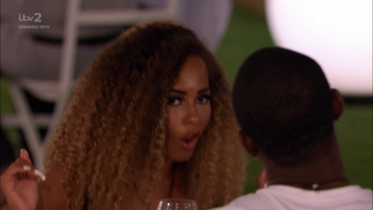 makeupnews5's tweet photo. “part of me hoped michael would say ok i’m coming home with you tonight” BITCH he tRIED but you refUSED for him to come with you.
#LoveIsland https://t.co/dVJSOv256L