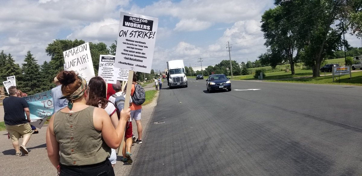 Trucks turning around respecting the picket line! #Solidarity #PrimeDayStrike #PrimeDay #AmazonStrike