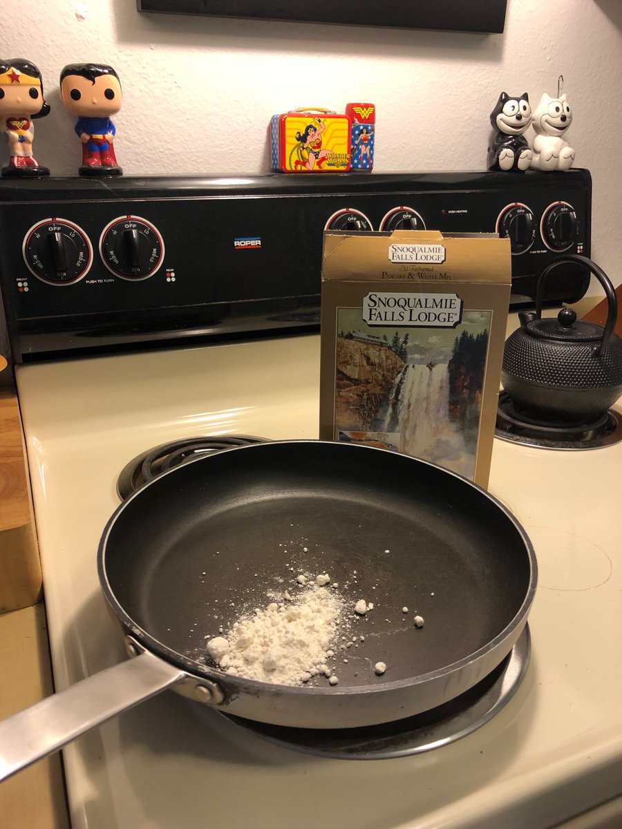 MajestAwk's tweet photo. Thought I’d make some pancakes for a lunch treat. #Mondays #MajesticallyAwkward
#MissedaStep
I’m just going to do shots of syrup instead. https://t.co/iWhtPx4IgA