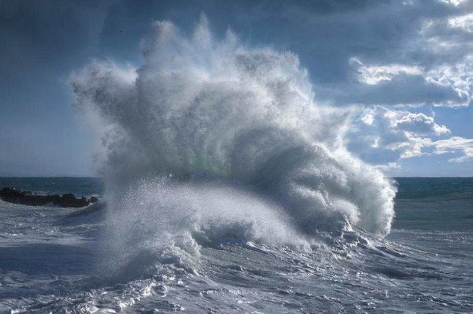 AllieviPhoto's tweet photo. “The sea is an ancient idiom I cannot decipher.” — Jorge Luis Borges

Prints available here:
https://t.co/5umQcftFBz

#ocean #oceans #surf #seascape https://t.co/OHsPKnb1gv
