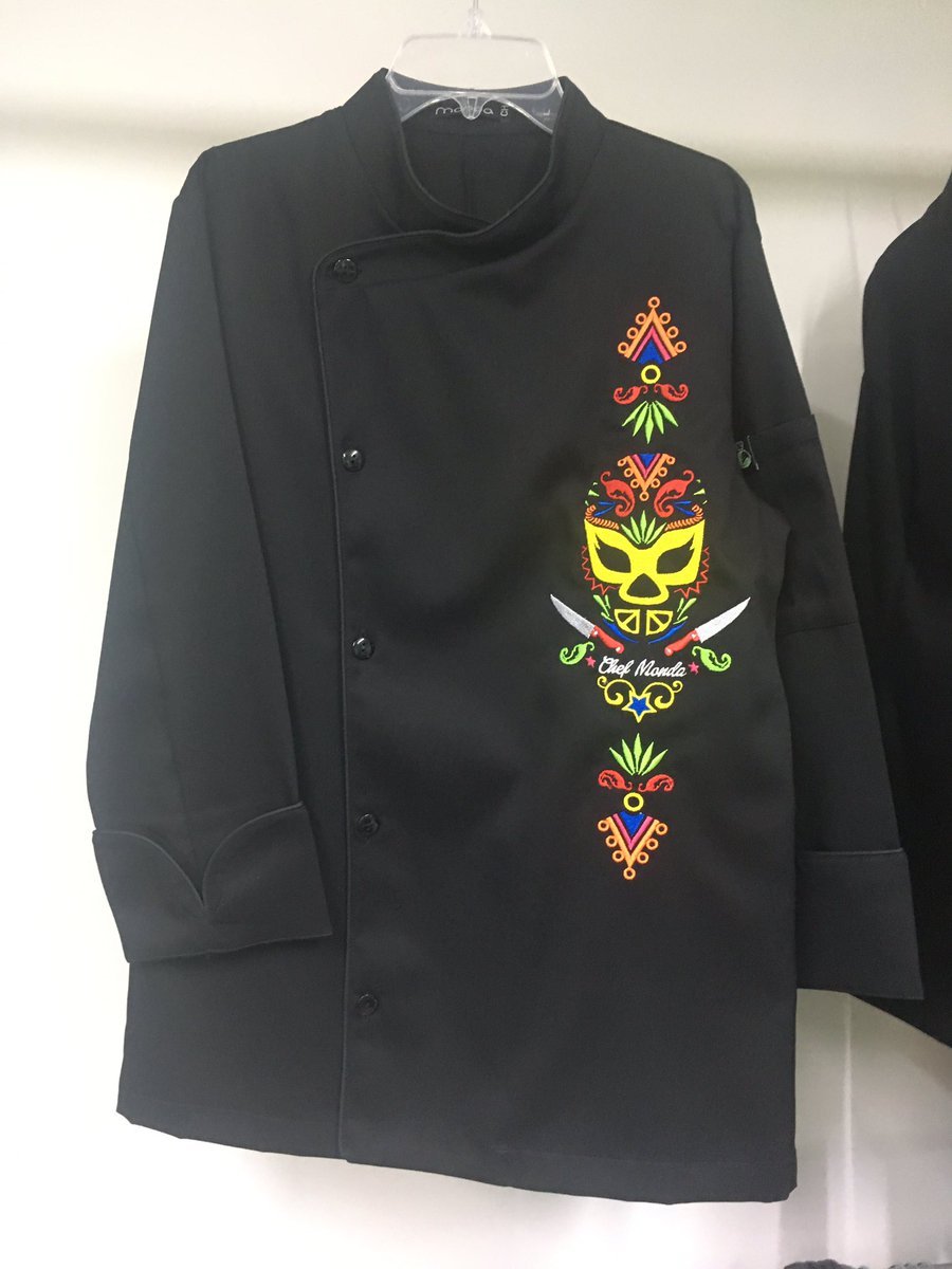 hotelelcano's tweet photo. Que bonitas y diseños originales las filipinas  @mondachef esperemos próximamente un diseño para @Acapulco cada día la cocina y la presencia de los chefs evoluciona más y más y estás filipinas hacen la diferencia.
#SoyChefMonda @ChefLuisAranda https://t.co/pffOldFkMp