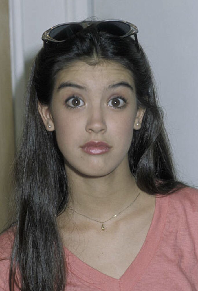           Happy Birthday Phoebe Cates (1963.7.16-)  