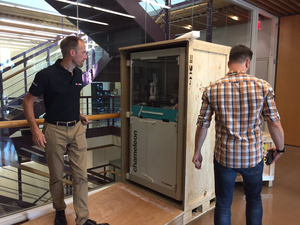 MITcryoEM's tweet photo. Setting free a crated Chameleon in @MITBiology Thank you Drennan Lab, HHMI, and TTPLabTech. https://t.co/QAepQrc6AZ