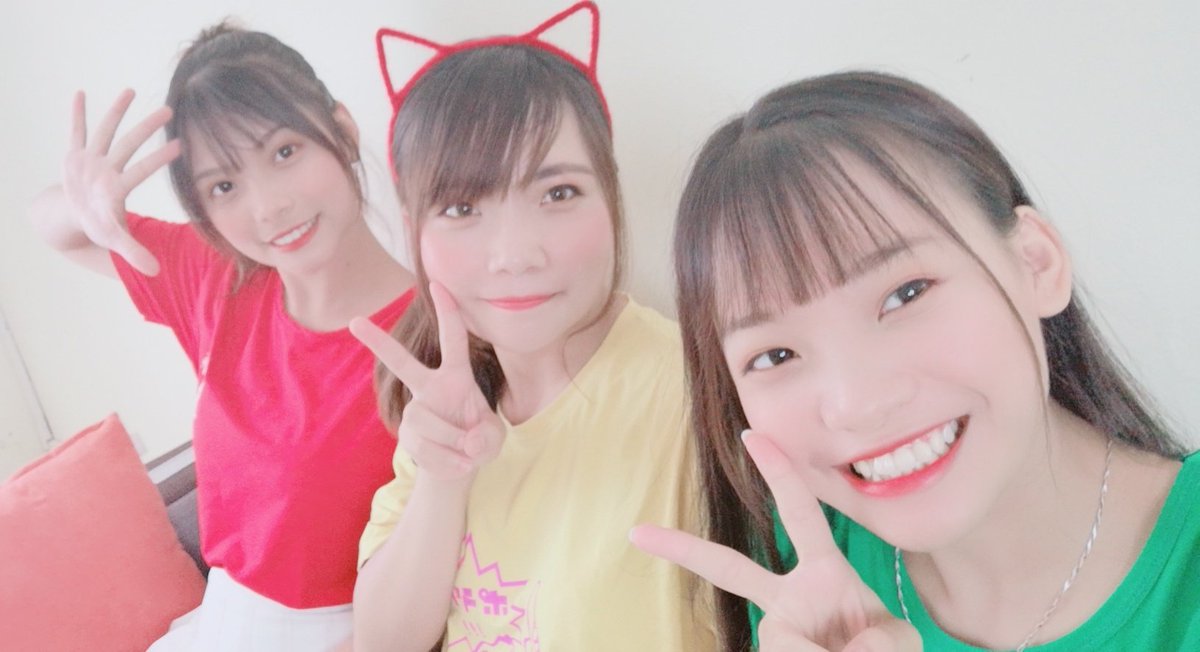 Team_PolarisVN's tweet image. 顔がめっちゃ似ているね🤔
三姉妹だろう😎
#Shiki_Polaris #Rinnie_Polaris #Hikari_Polaris

#PolarisIdolGroup #ポラリスアイドルグループ
#ベトナム #日本