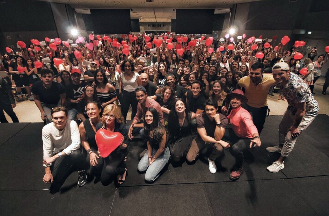 Kat_McNamara's tweet image. A candid capture of my ecstatic joy &amp;amp;gratitude in this whirlwind 48 hrs. Thank you angels for once again flooring us w your stories, energy &amp;amp; love. @jadehassoune said it best-let’s take this love&amp;amp;spread it to everyone we meet. YOU are the #ShadowhuntersLegacy.♥️ #ITAInstituteCon3