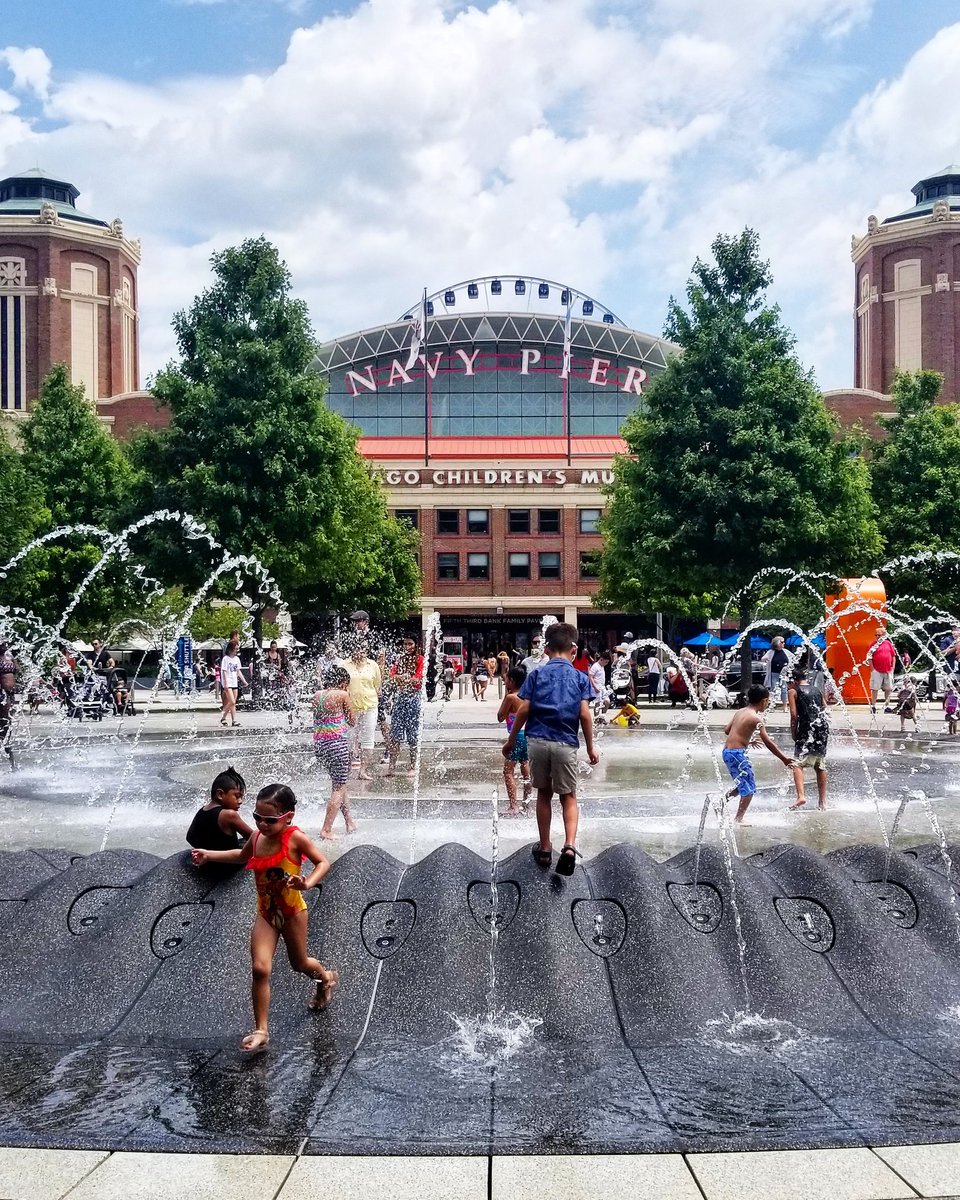 AskCHCA's tweet photo. ππHappy 103rd Birthday to Navy Pier!πππ‘π There is so much to do at @NavyPier during the summer...Ferris Wheel, boat tours, @drinkoffshore, @chicagoshakes, shopping, @childrensmuseum, music, fountains, and fireworks!
#AskCHCA https://t.co/U7l2flAexZ