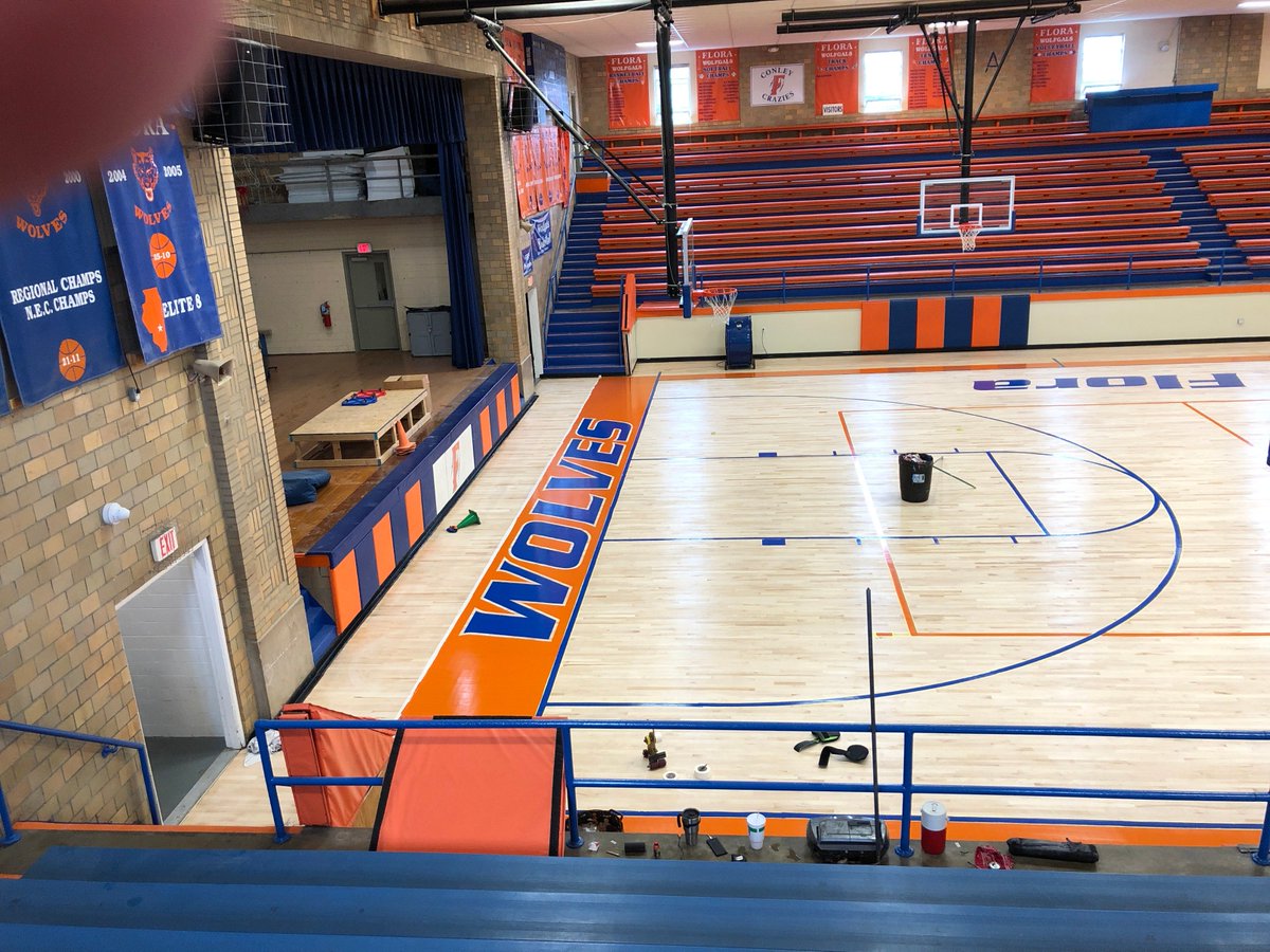 BobbyMcNeely6's tweet photo. Conley Gym Renovations! #HomeOfTheWolves #HomeOfTheWolfgals https://t.co/D7rEPfeWG6