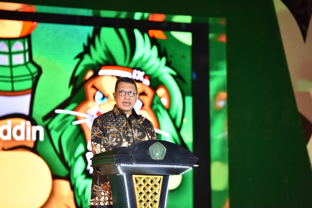PendisKemenag's tweet photo. Menteri Agama @lukmansaifuddin membuka secara resmi pelaksanaan PIONIR yang diselenggarakan di UIN Malang @UINMalikiMalang dari tanggal 15-20 Juli 2019. (15/7)
#pionir2019 #uin #iain #stain #ptkin #pesantren #pendis #pendidikanislam #madrasah #gurupai #gurumadrasah #humaspendis https://t.co/b8rGZA7o0F