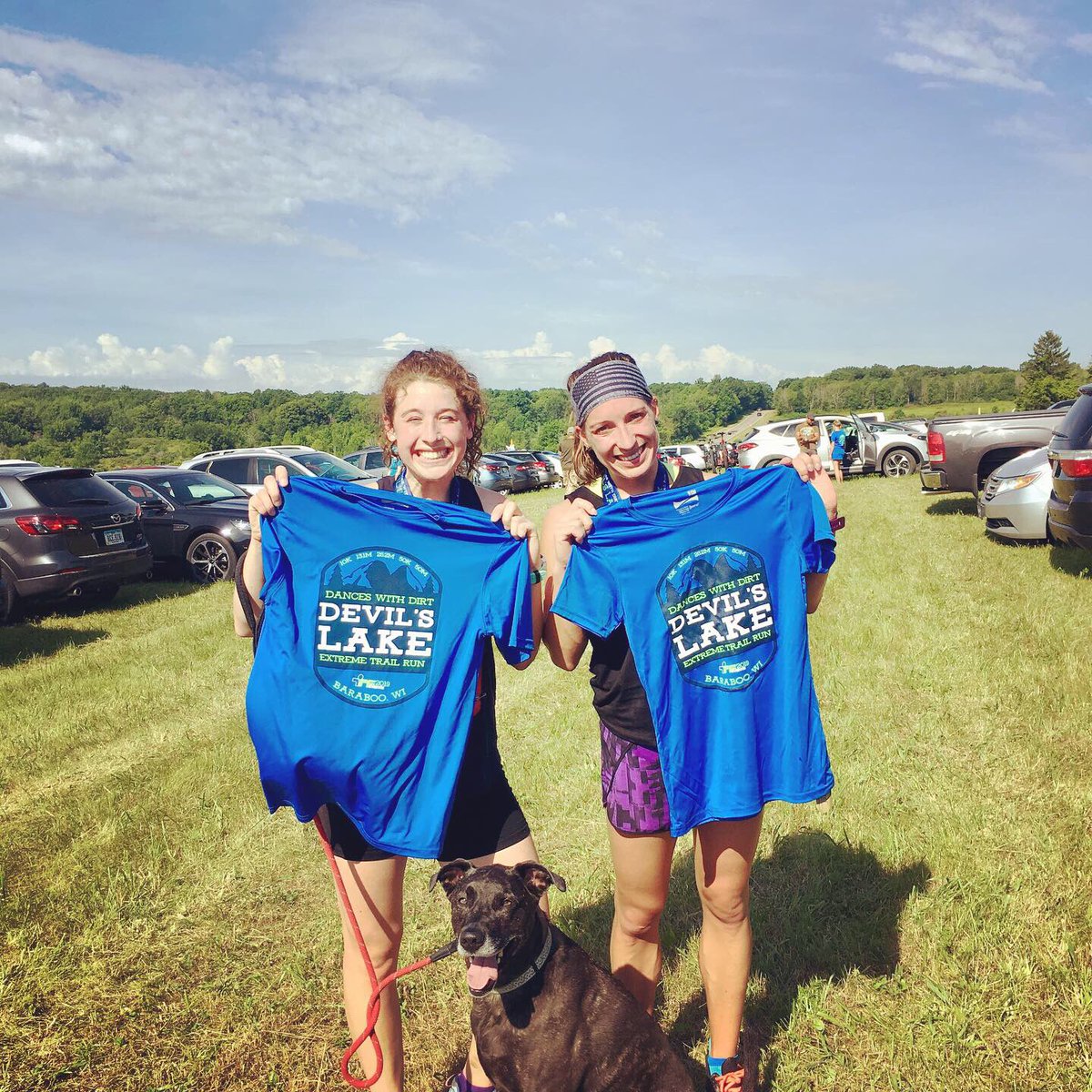 #DanceswithDirt 10k complete! 1st half tested our limits, but the sight @ top #devilslake was worth it! Plus the 2nd half was mostly downhill. S/O to @sofreshsoclleen 4 being my #runningbuddy!
#WorthIt #TrailRaces #TrailRunning #PushYourLimits #ChallengeYourself #TheMentalClutch
