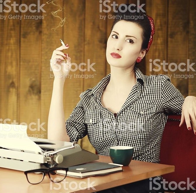 wordgrub's tweet photo. Today the cafe was filled! With young ladies working on their laptops. YAS bitch, write your essay! Write your book! Write your p̶o̶r̶n̶ I mean, romance! This is so empowering!
#writingmonday #amwriting https://t.co/6GolfljpdA