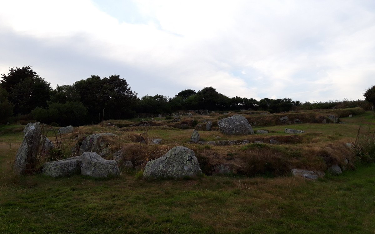 Carn Euny, an Iron Age village of courtyard houses thought to have been occupied intermittently from around 2400 years ago. Courtyard houses unique to Penwith as are fogous, the mysterious underground tunnel that runs through it. #PrehistoryOfPenwith