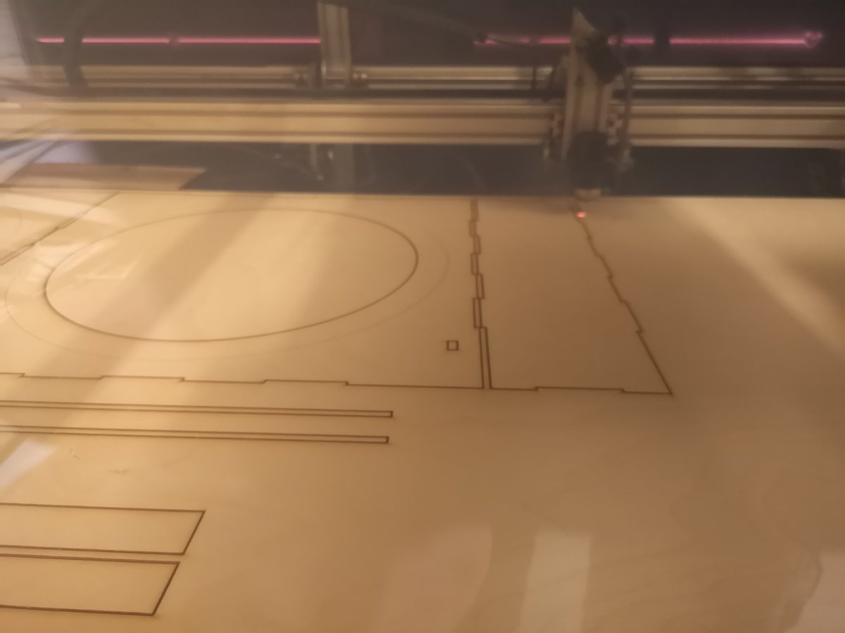 Jeffrey Roe tweet media