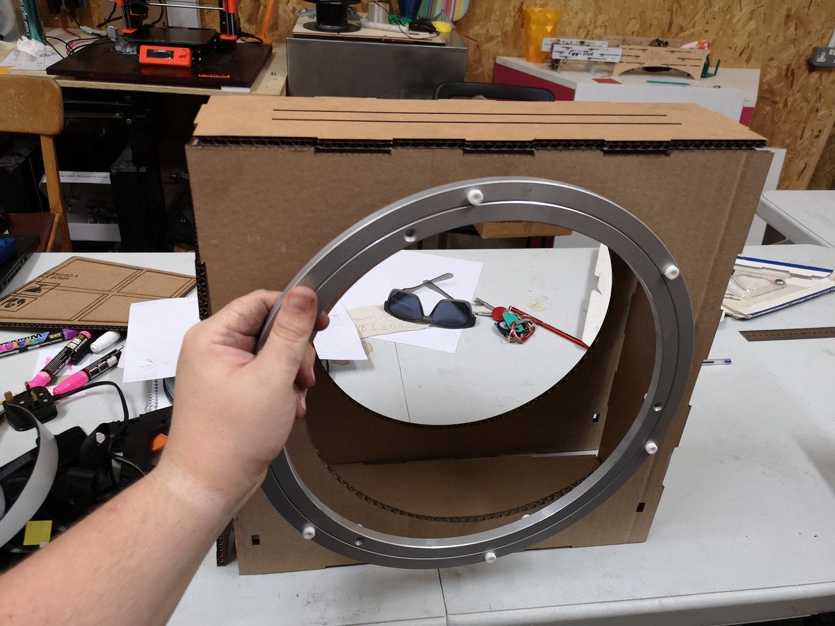 Jeffrey Roe tweet media