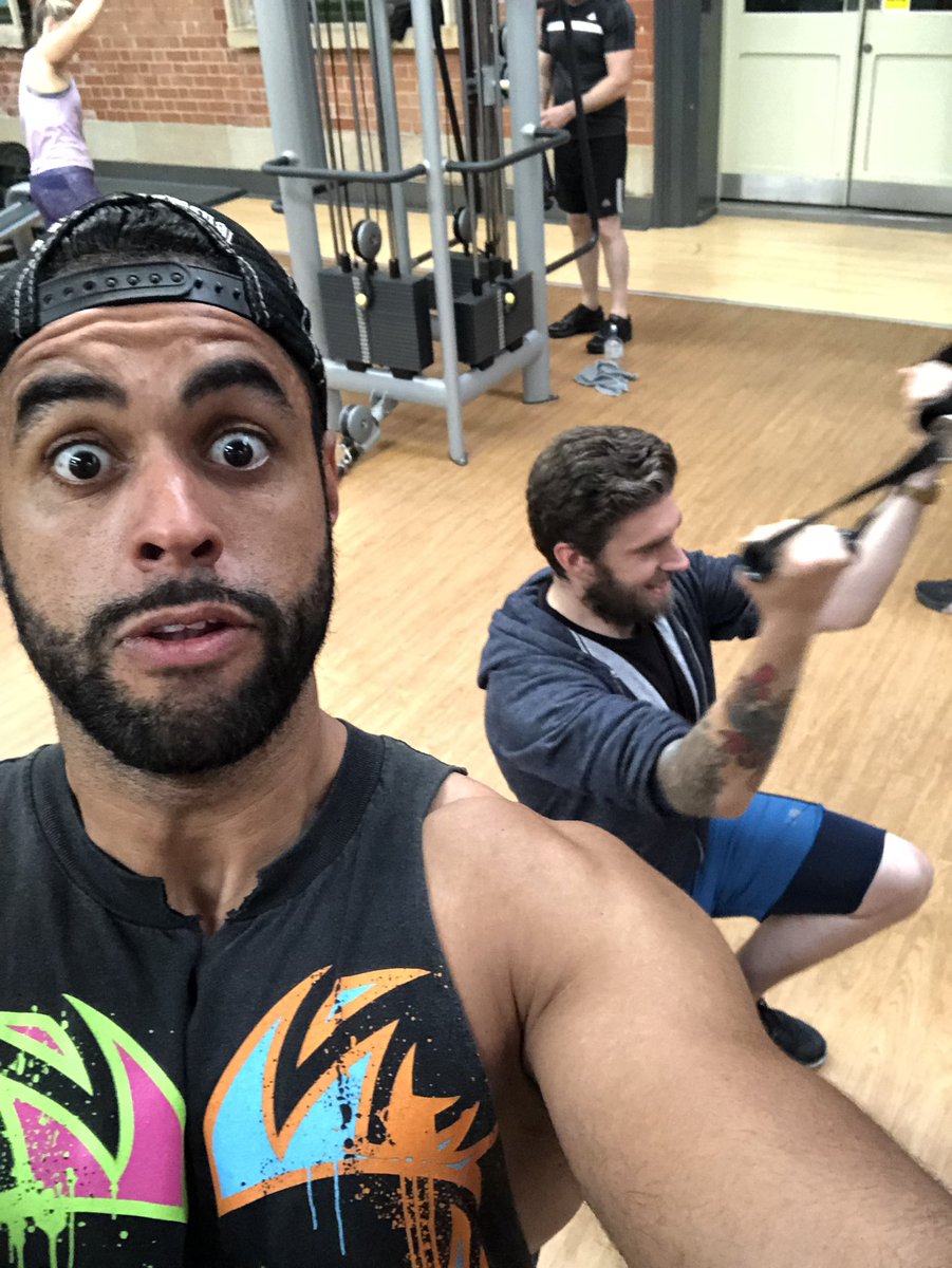 No idea what the guy behind me is doing! But I do know he’s earning MEPs!