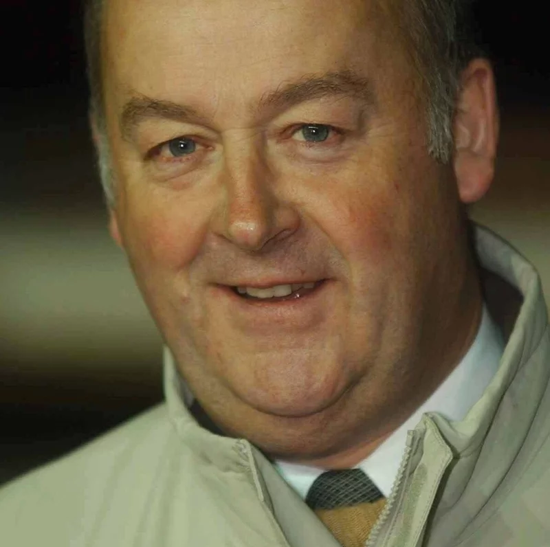 JoeSeward1's tweet photo. Rest In Peace Michael Fortune the true voice of Greyhound Racing here in Ireland
Thoughts and prayers with his familly @IanFortune and many friends
I'm old enough to remember Paddy O'Brien doing commentaries
Go bhfaigheadh sé an leaba is fearr ar neamh
#MichaelFortune https://t.co/S1mXHHoDOB