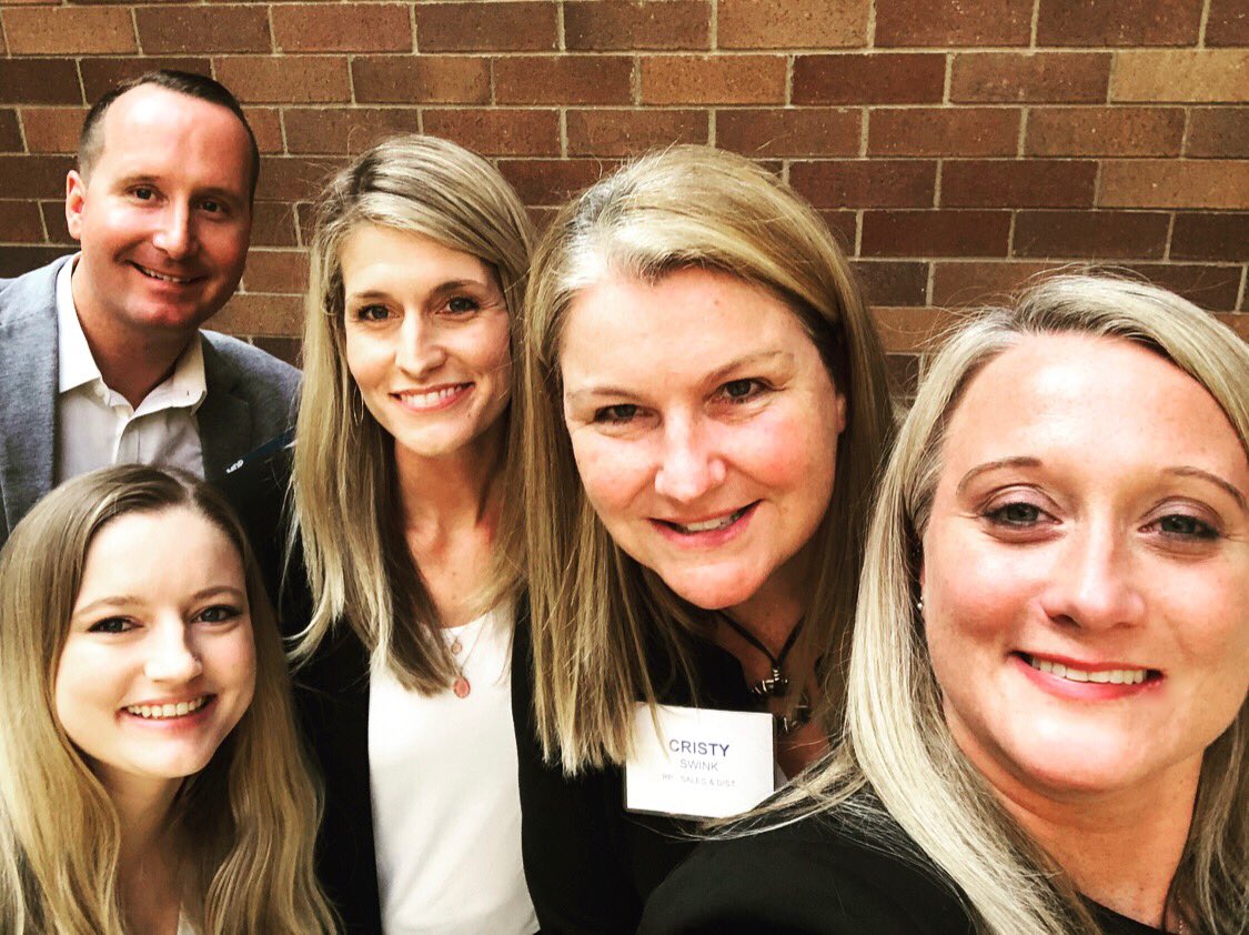 What better place to see <a href="/CristySwink/">Cristy Swink</a> and <a href="/_Shelley_G/">Shelley Goodman</a> than #2019MDPLIFE ! #CareerGoals #LifeAtATT #Growth <a href="/Sara_M_Morgann/">Sara Morgan</a> <a href="/ambrcates/">Amber Cates</a> <a href="/MatthewCLinden/">Matthew Linden</a> <a href="/jemeFL/">John Meyers</a> <a href="/jrluna11/">JR Luna</a>