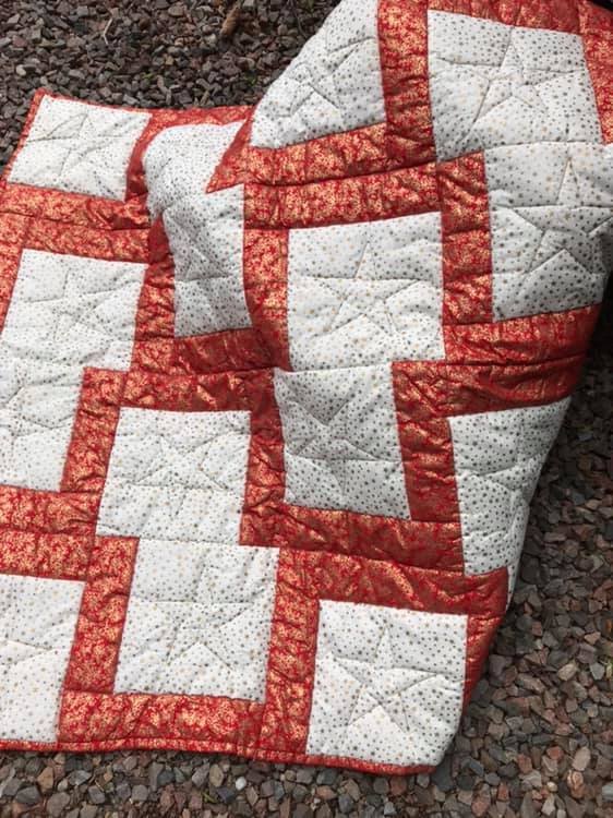 QuiltsforDreams's tweet photo. https://t.co/im7erDcj0E
#ChristmasInJuly #GoldenWedding #goldstars #redandgold #quiltedthrow #Christmas #RedandGold #HandmadeHour #handmadegift #prettystars #bespoke #unusual https://t.co/AHxlt0h9nM