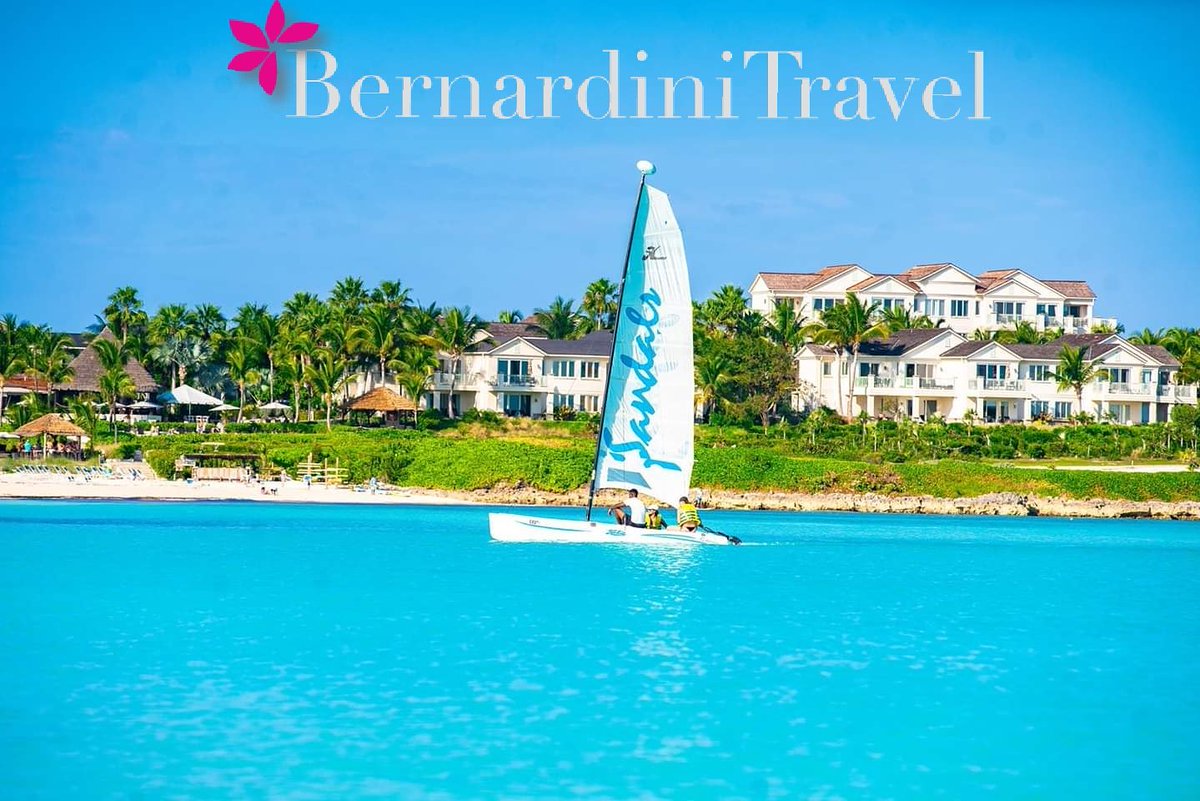 joanbernardini's tweet photo. This is our idea of a relaxing,casual Saturday!
#SandalsEmeraldBay
https://t.co/Y4qomPEPLB
🌐 #bernardinitravel  #beach #spa #allinculsive #adventure #DestinationWedding #Honeymoon #beachwedding #Jamaica #Barbados #stlucia #Grenada #Bahamas #scubadiving #SandalsRestorts
#diving https://t.co/ZbL1Dq47u2