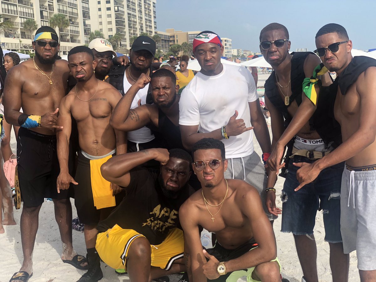 coach_eclapp's tweet photo. T3 x TG link up always something serious 😈 y’all stay tuned, Cold War on I4 coming soon 😏❄️ #GetFEDTour https://t.co/E3O7g2GUXZ