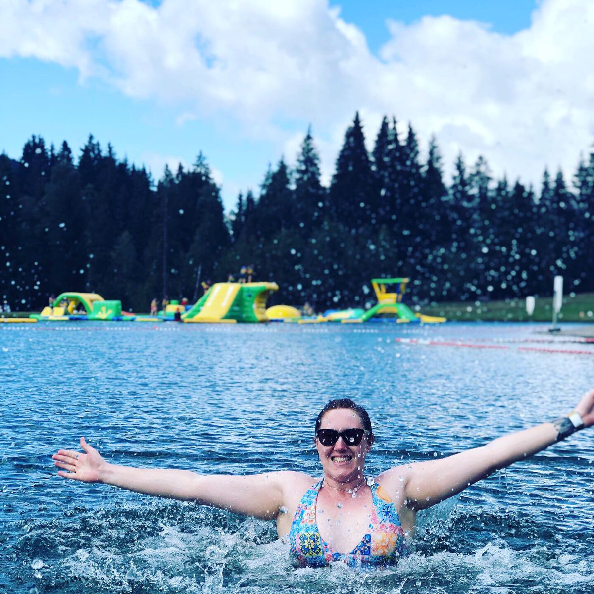 georginastring2's tweet photo. Brilliant weekend away on the bikes! #lesgets #mtbdownhillworldcup #frenchalps #gettingactive #mtblife https://t.co/FcDi5abfMQ