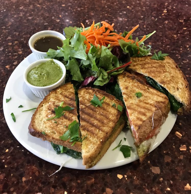 gccglendale's tweet image. Eat what nature intended with organic meat and non-GMO veggies at Green Corner Café in Glendale! Try our Chicken Pesto Panini on 🥪 Gluten Free 🍞 Bread #GreenCornerCafe

📲 (818) 507-5003
📍 604 W. Glenoaks Blvd - Corner of Glenoaks and Kenilworth
🌐 organicgreencornercafe.net