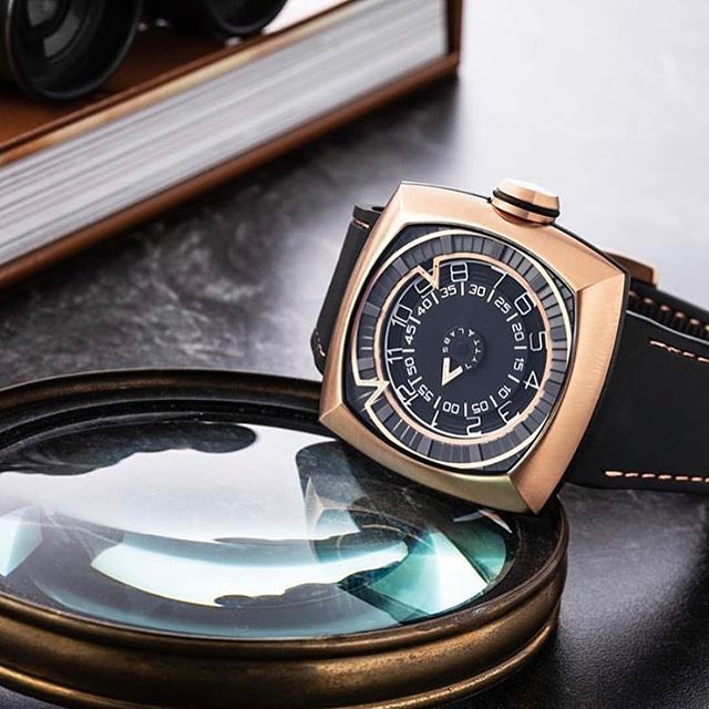 Watch_Drop's tweet image. An essential modern piece for your collection, the Inception from @lyttlabs has caught our eye!
.
.
.
.
.
.
.
.
.
.
.
.
.
.
.
.
#watchesofinstagram #watches #watchdrop #watch #watchclub #watchfam #modern #style #wristwatch #luxurylifestyle #timepiece #photography